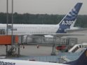 Warten auf den Airbus 380 Koeln Bonn P394